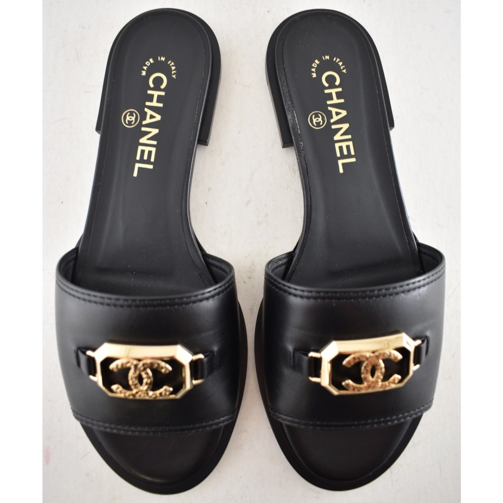 Chanel 23B Black Shiny Calfskin Leather Gold CC Logo Mule Slides Sandals Flat 38 - Picture 13 of 16